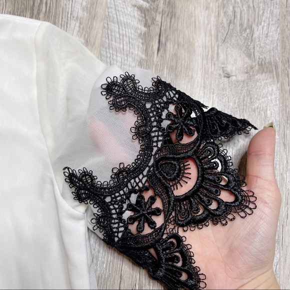 Agaci White Short Sleeve Crop Top With Mesh Sleeves and Black Fringe - Picture 4 of 9